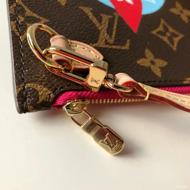 Fashionrepsfam ru 19T1L0044 Bags LV 0629
